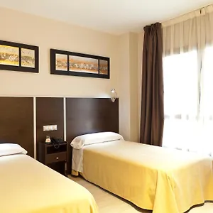 Hostal Avenida Barajas Madrid